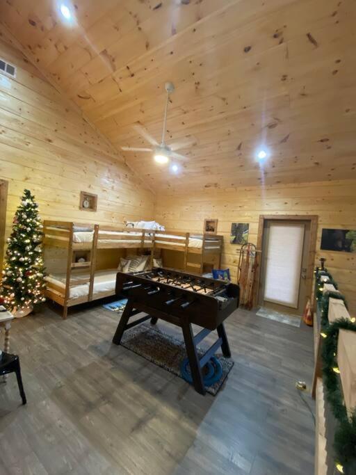 The Grand Tennessean Cabin- Four Bedroom Luxury Cabin In The Mountains 鸽子谷 外观 照片