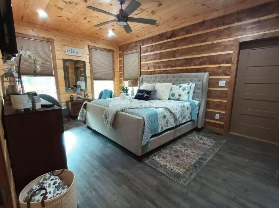 The Grand Tennessean Cabin- Four Bedroom Luxury Cabin In The Mountains 鸽子谷 外观 照片