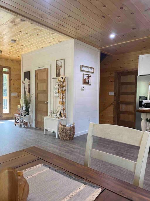 The Grand Tennessean Cabin- Four Bedroom Luxury Cabin In The Mountains 鸽子谷 外观 照片